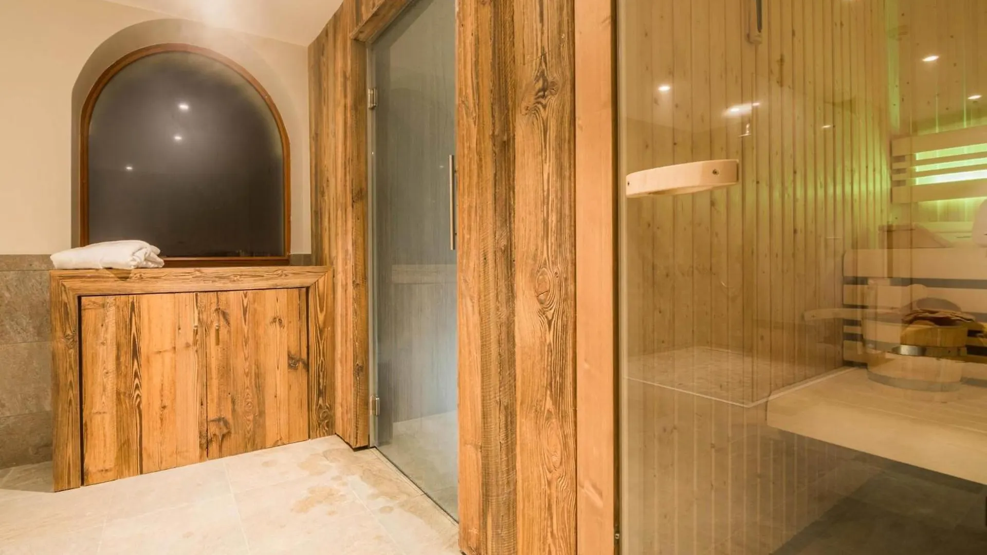 Nice Chalet With Fireplace In Megeve Praz-sur-Arly